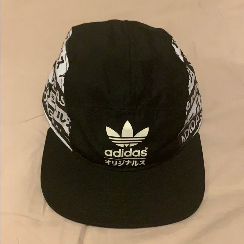 ADIDAS SnapBack